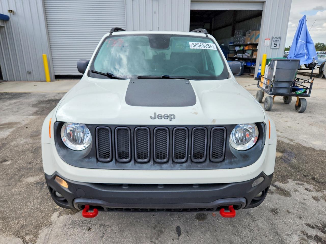 2017 JEEP RENEGADE TRAILHAWK photo 9