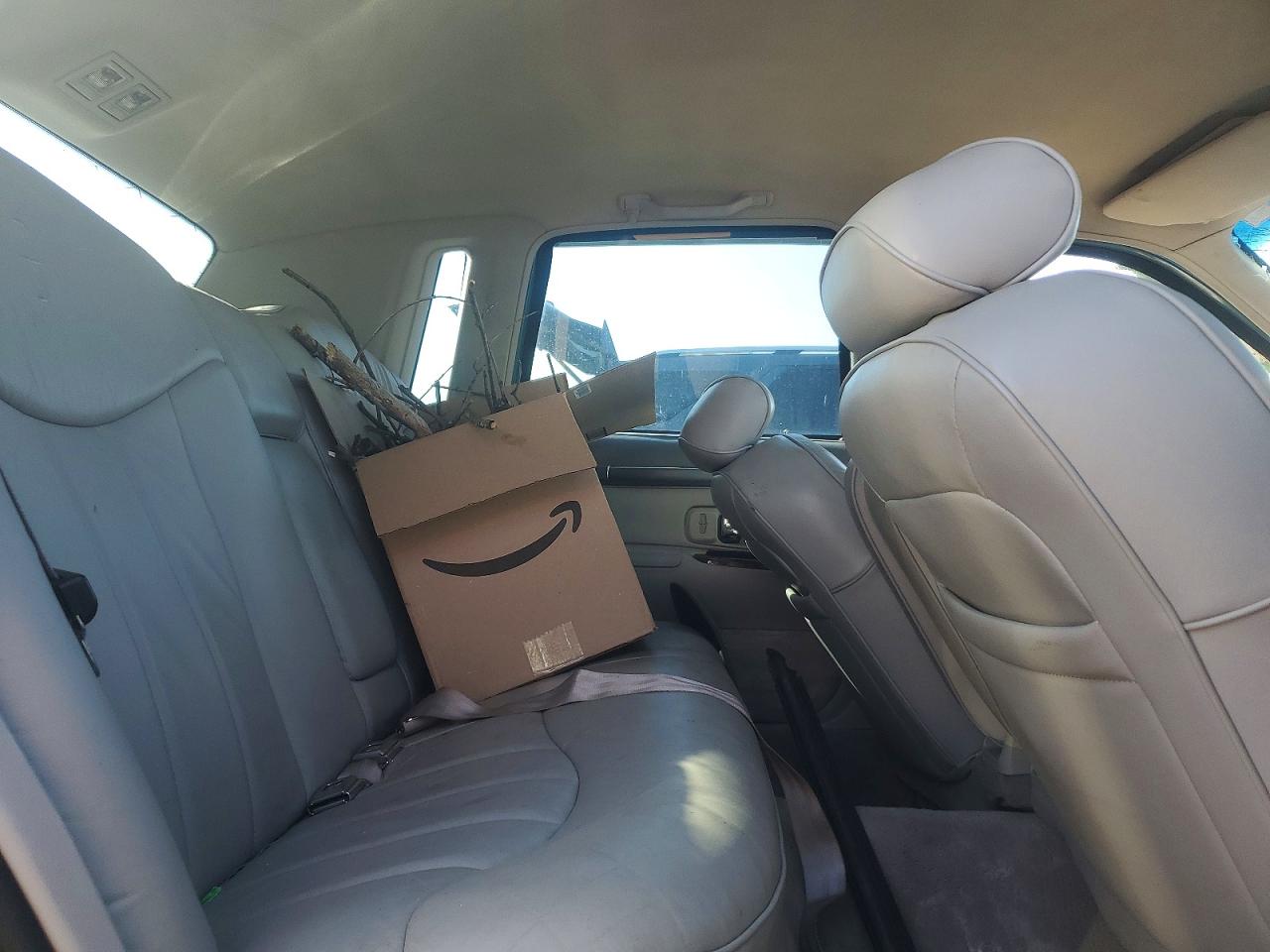 1996 LINCOLN TOWN CAR EXECUTIVE photo 19