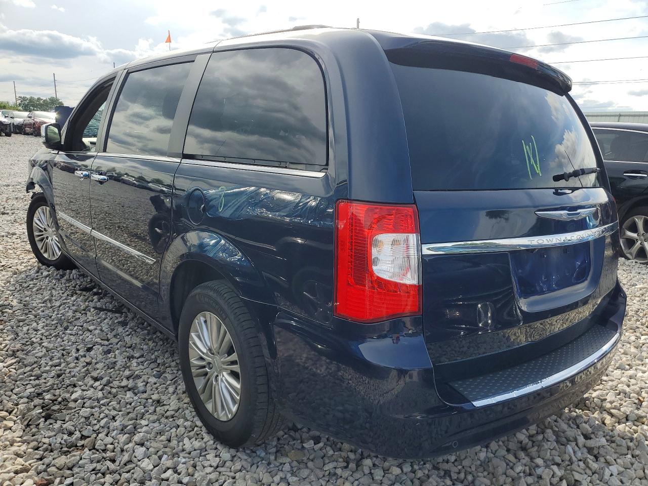 2015 CHRYSLER TOWN & COUNTRY TOURING L photo 2