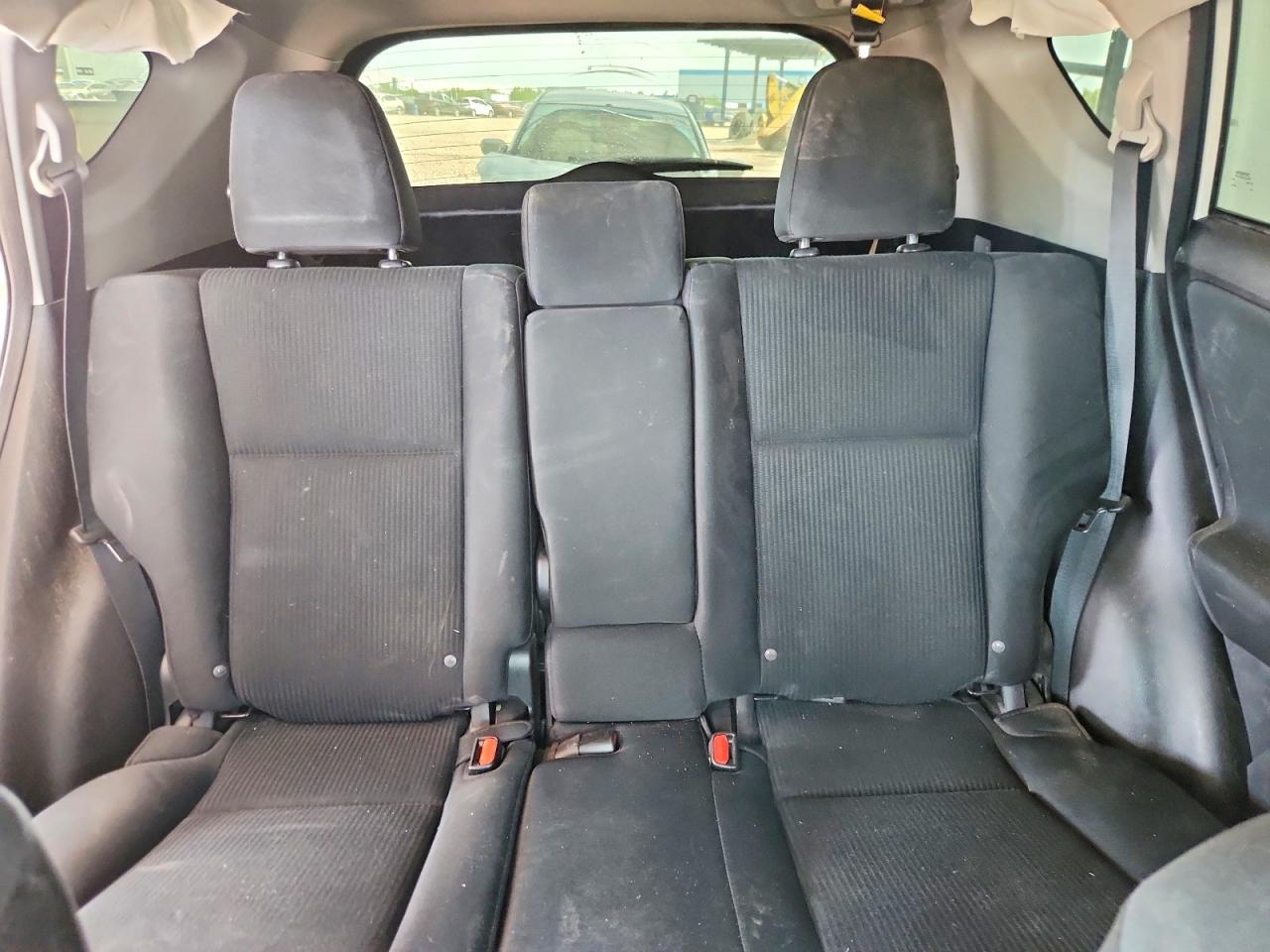 2017 TOYOTA RAV4 LE photo 19
