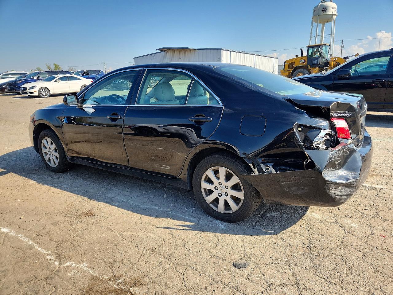 2007 TOYOTA CAMRY XLE photo 2