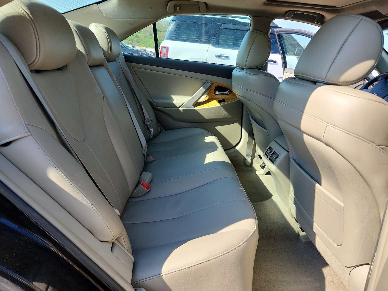 2007 TOYOTA CAMRY XLE photo 10