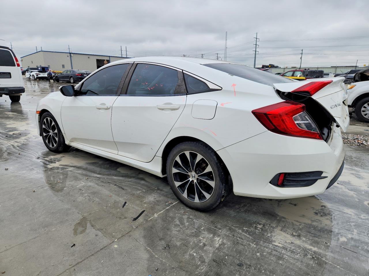 2016 HONDA CIVIC LX photo 3