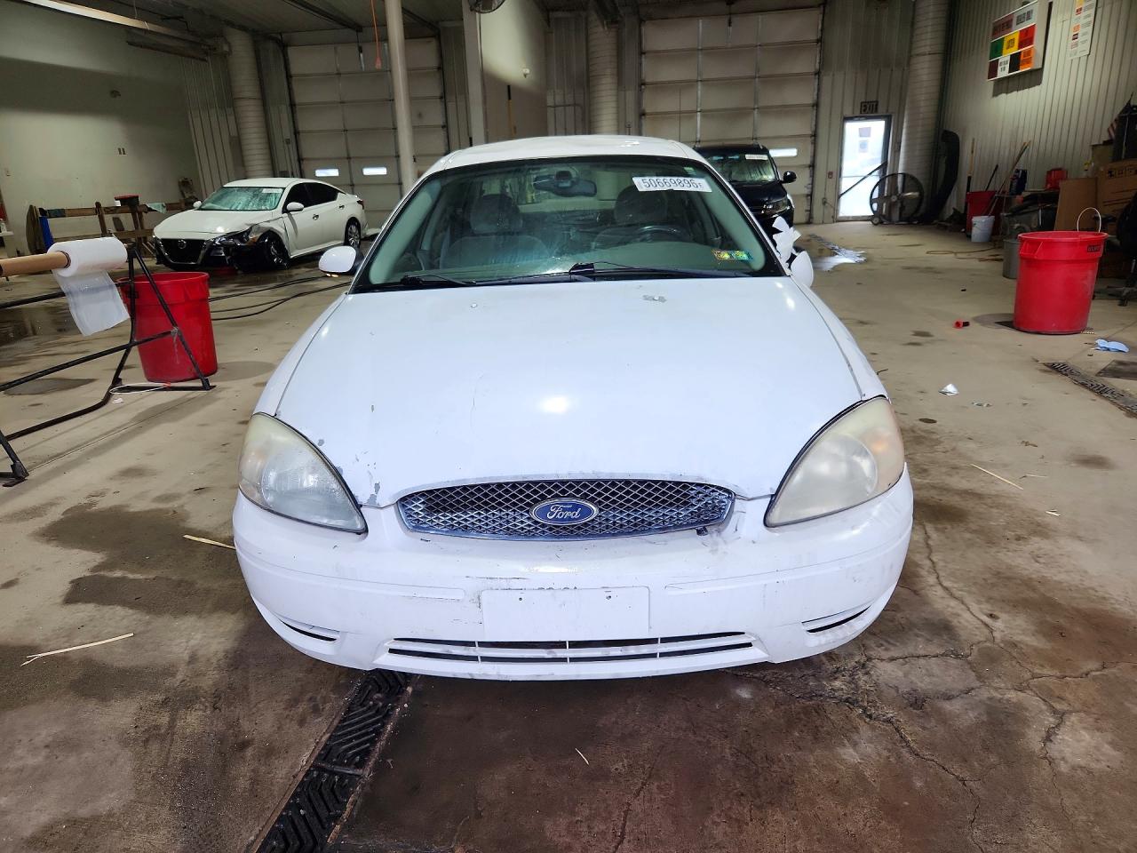 2005 FORD TAURUS SEL photo 13