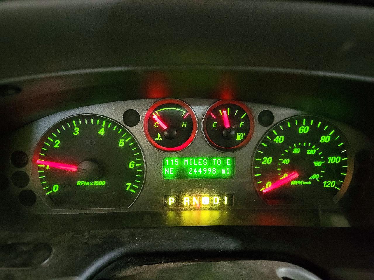 2005 FORD TAURUS SEL photo 25