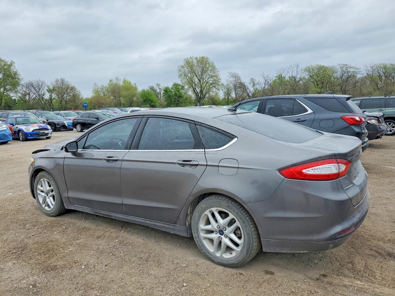 2014 FORD FUSION SE photo 3