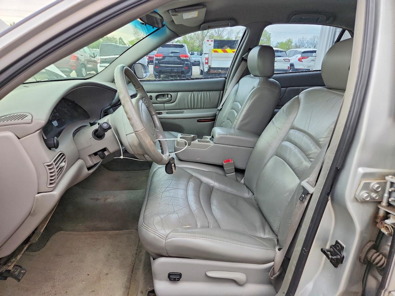 2004 BUICK CENTURY CUSTOM photo 13