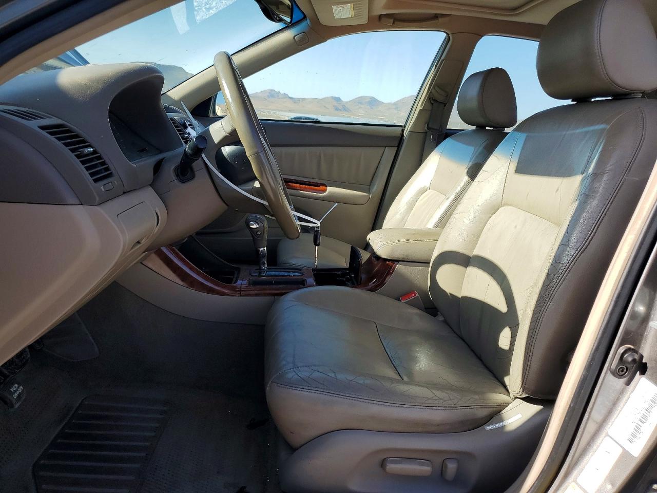 2003 TOYOTA CAMRY XLE V6 photo 13