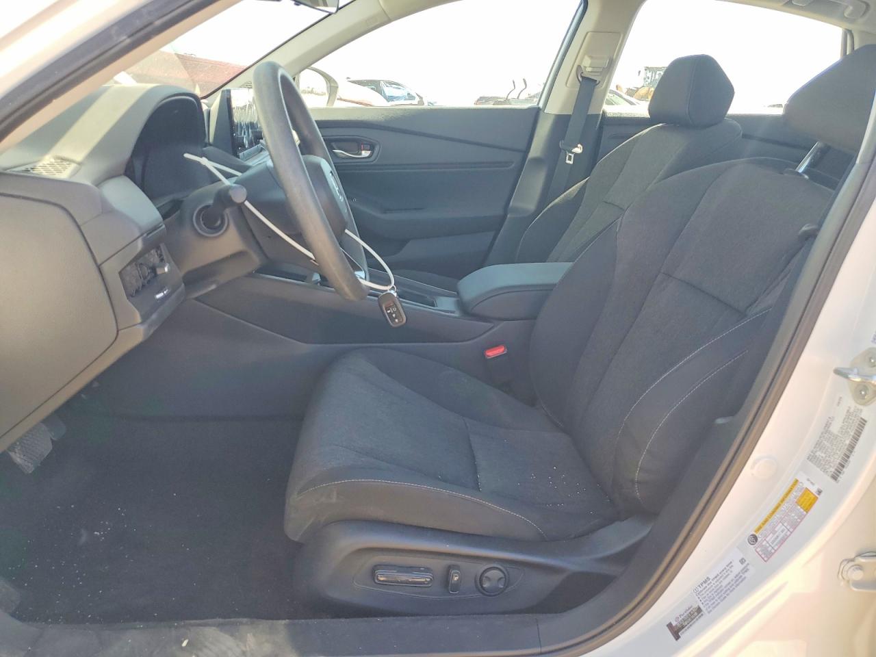 2025 HONDA ACCORD SE photo 13