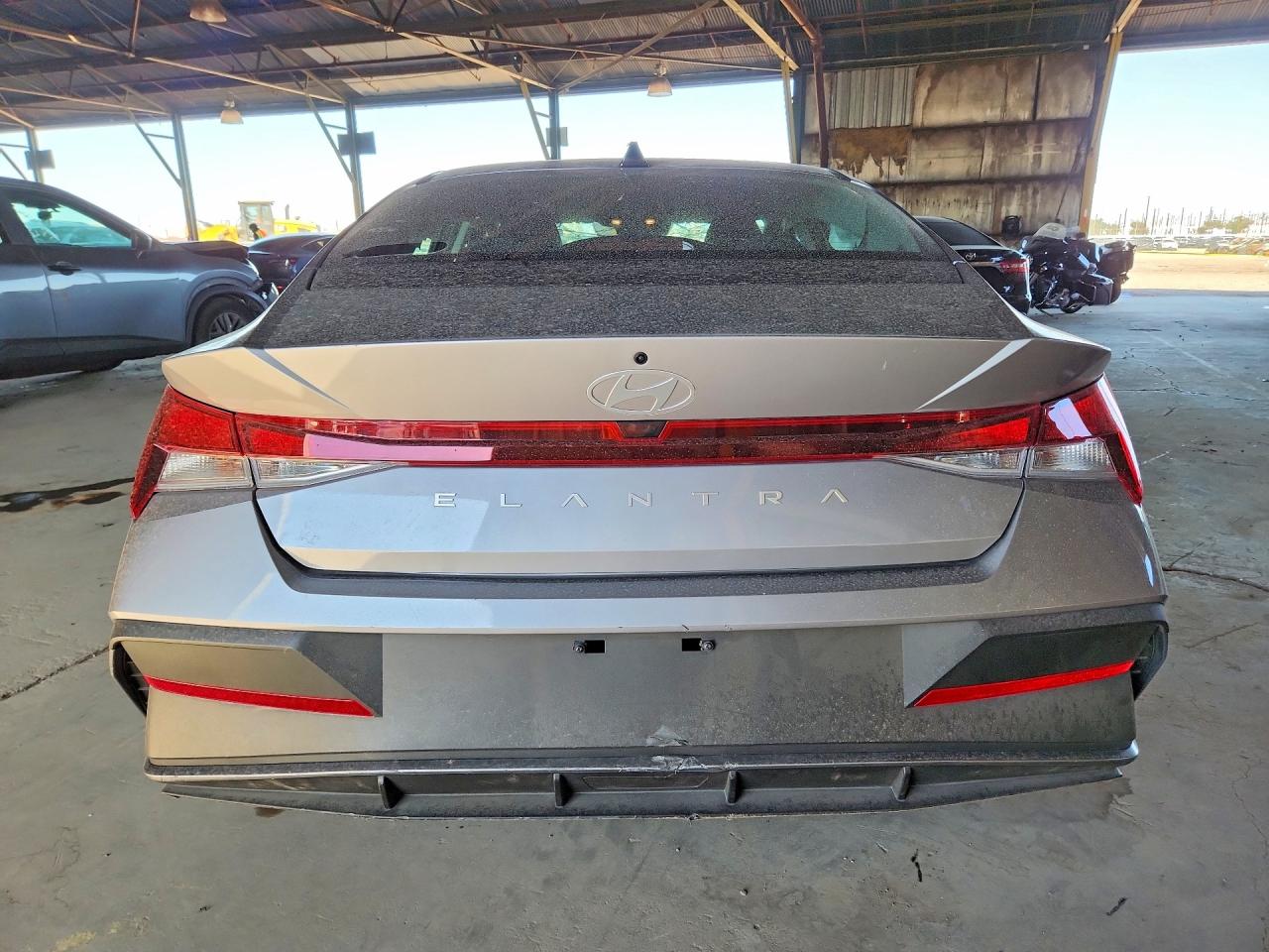 2025 HYUNDAI ELANTRA SE photo 11