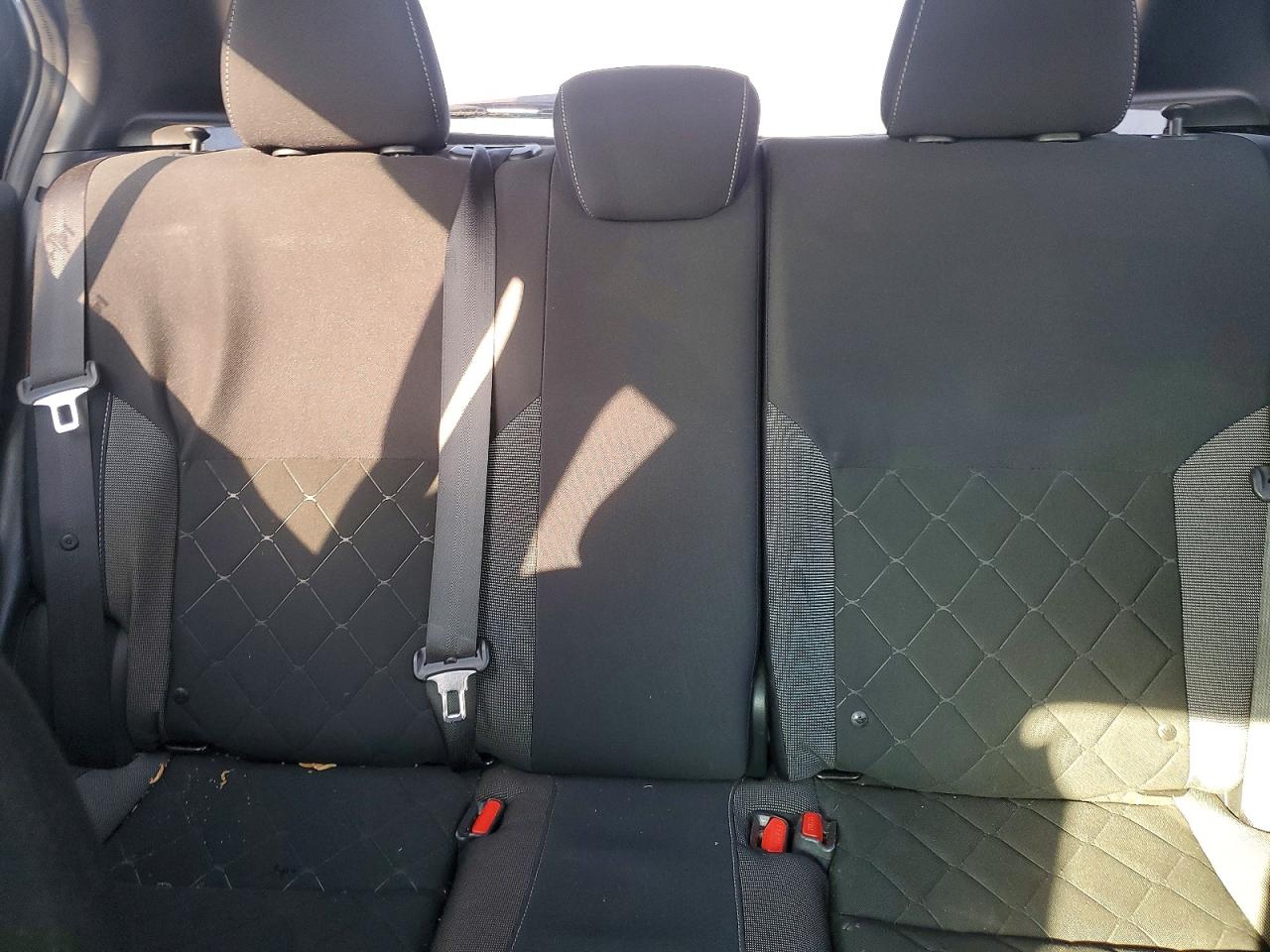 2018 NISSAN KICKS SV photo 19
