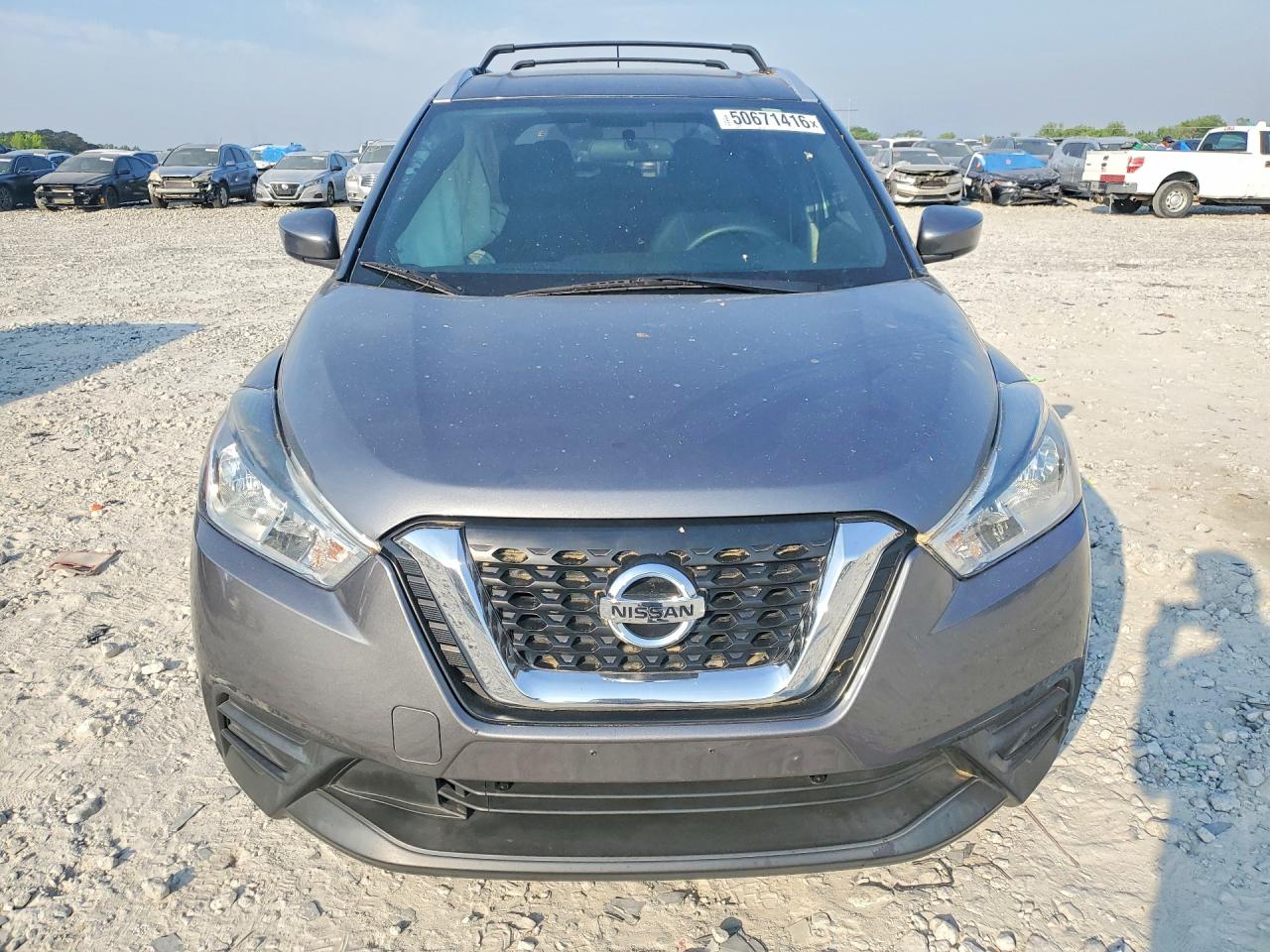 2018 NISSAN KICKS SV photo 9