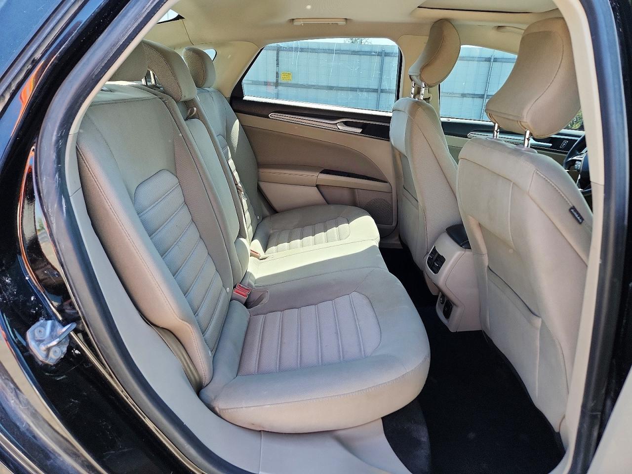 2018 FORD FUSION SE HYBRID photo 28