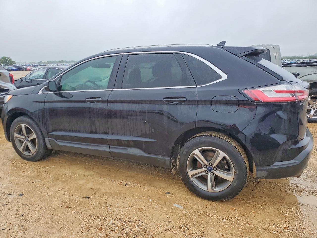 2019 FORD EDGE SEL photo 2