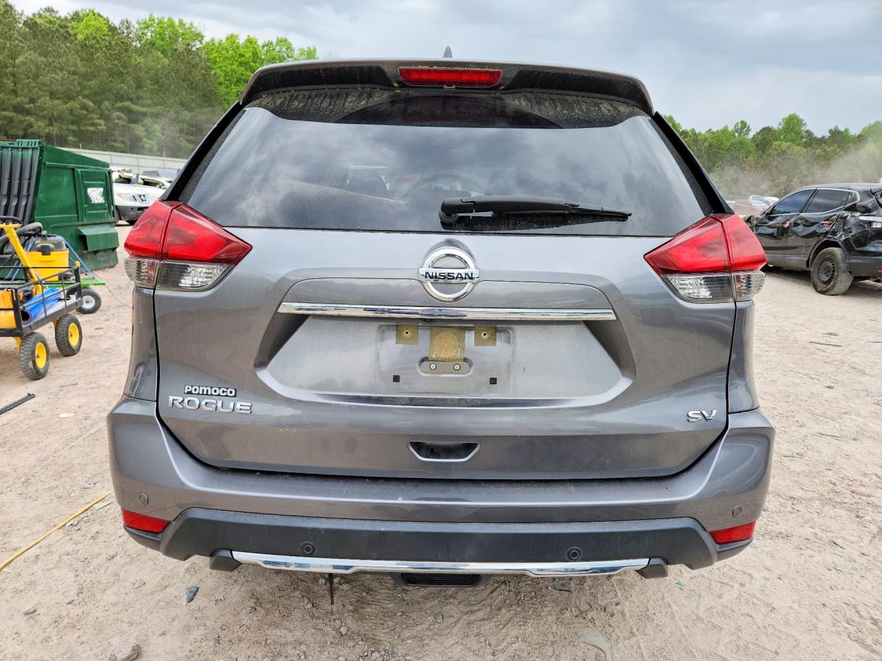 2019 NISSAN ROGUE SV photo 16