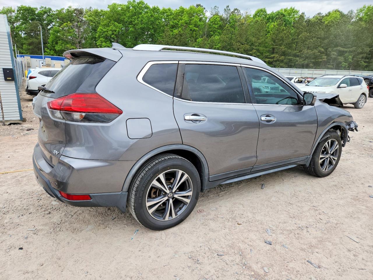 2019 NISSAN ROGUE SV photo 7