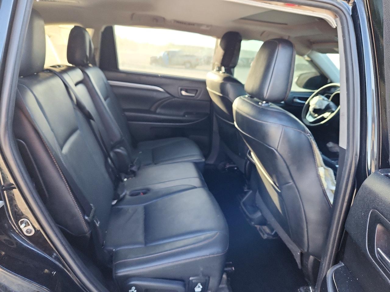 2019 TOYOTA HIGHLANDER LIMITED photo 11