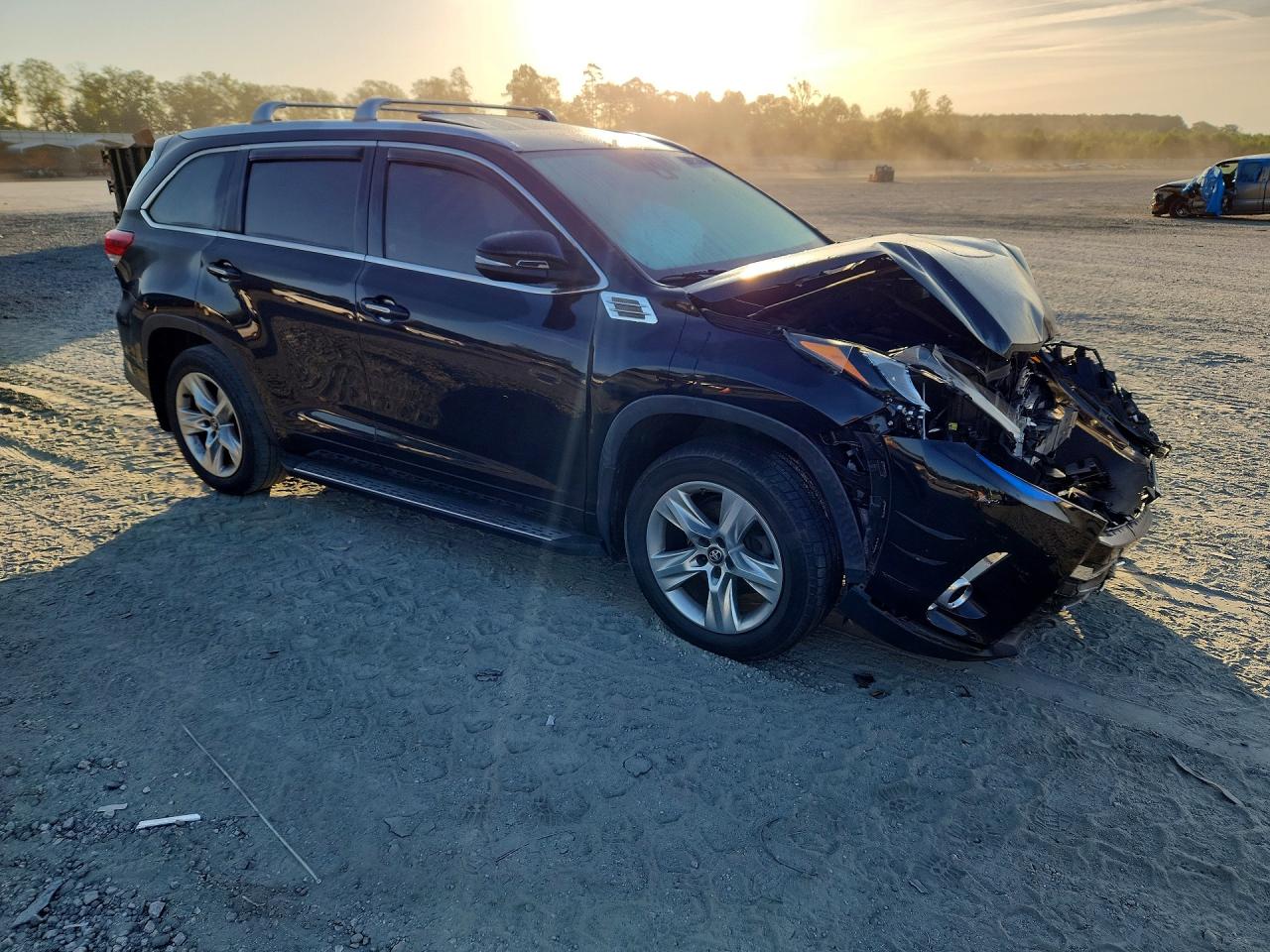 2019 TOYOTA HIGHLANDER LIMITED photo 4