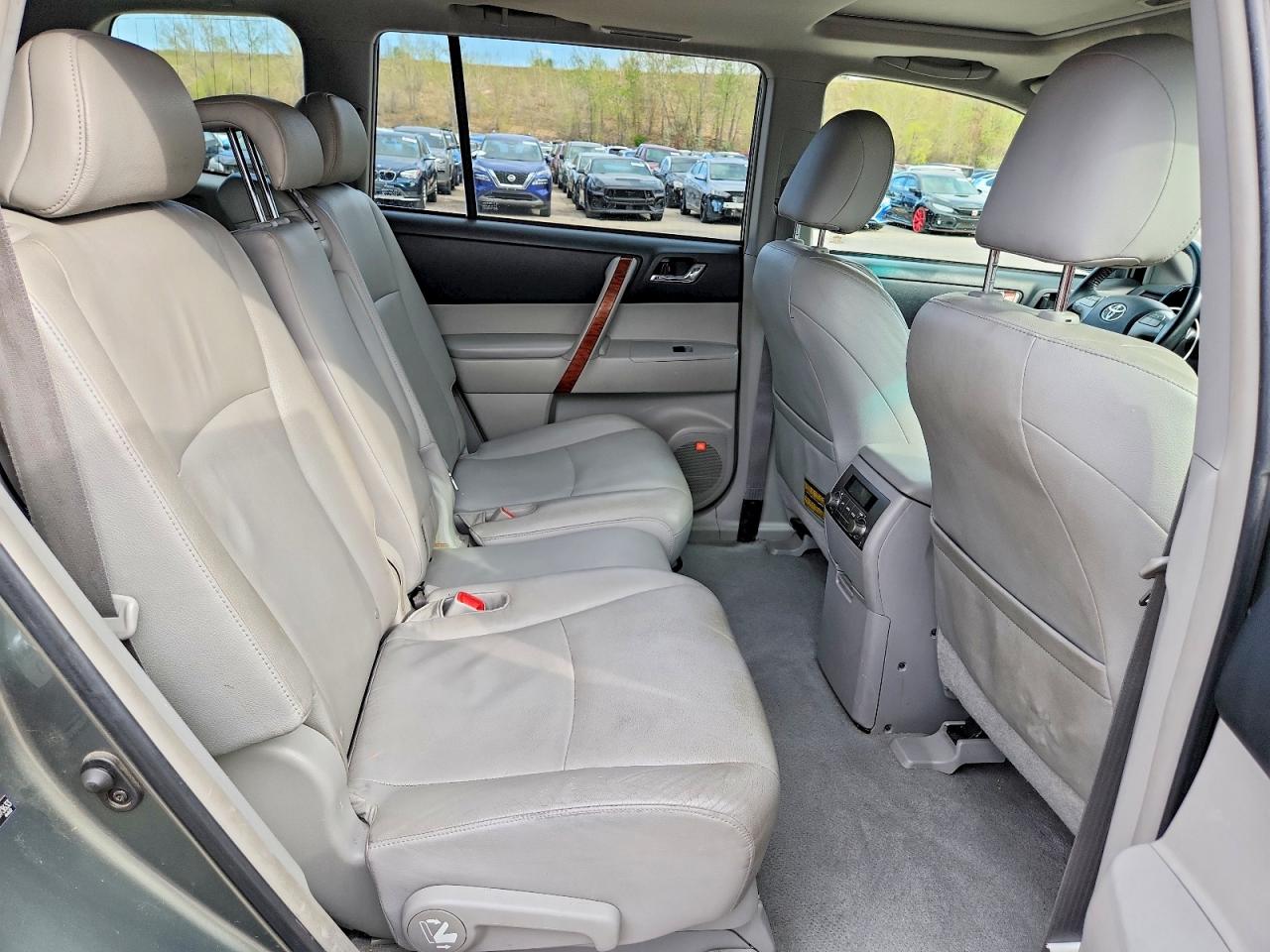 2008 TOYOTA HIGHLANDER LIMITED photo 11