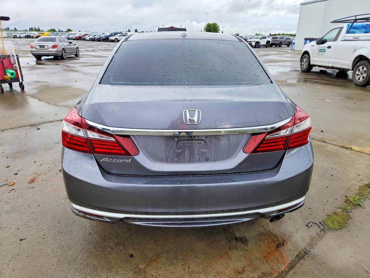 2016 HONDA ACCORD EX photo 16