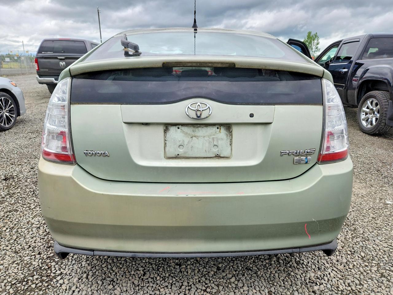 2007 TOYOTA PRIUS BASE photo 16