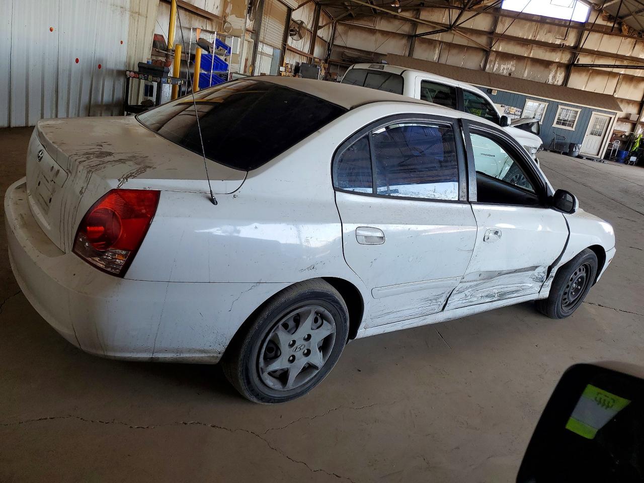 2004 HYUNDAI ELANTRA GLS photo 5