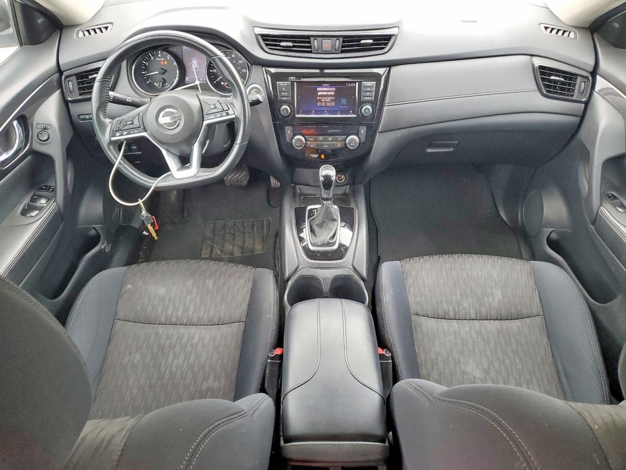 2018 NISSAN ROGUE SV photo 15
