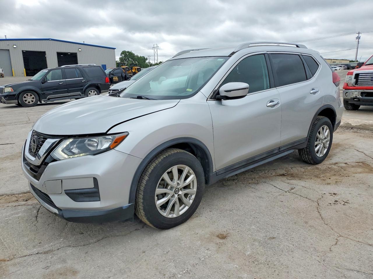 2018 NISSAN ROGUE
