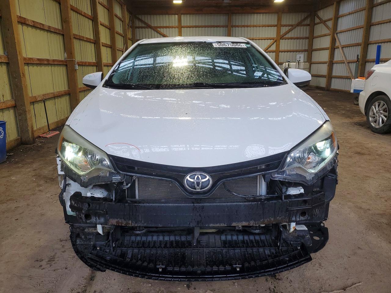 2014 TOYOTA COROLLA L photo 13