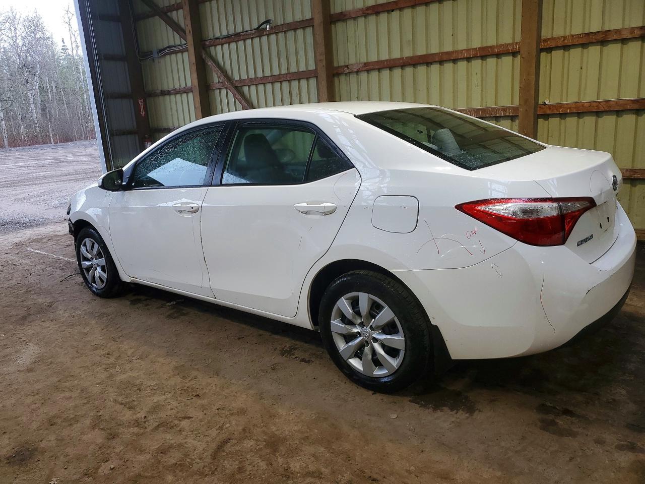 2014 TOYOTA COROLLA L photo 4