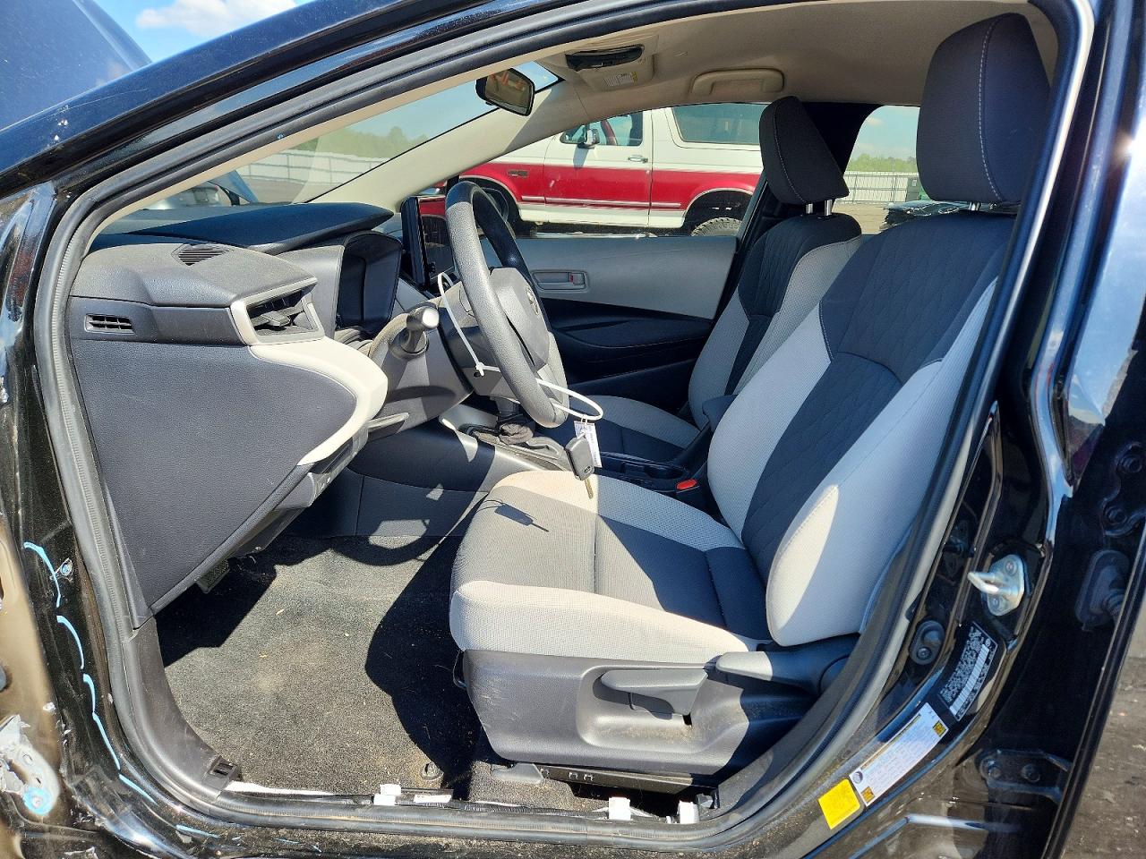 2023 TOYOTA COROLLA LE photo 19