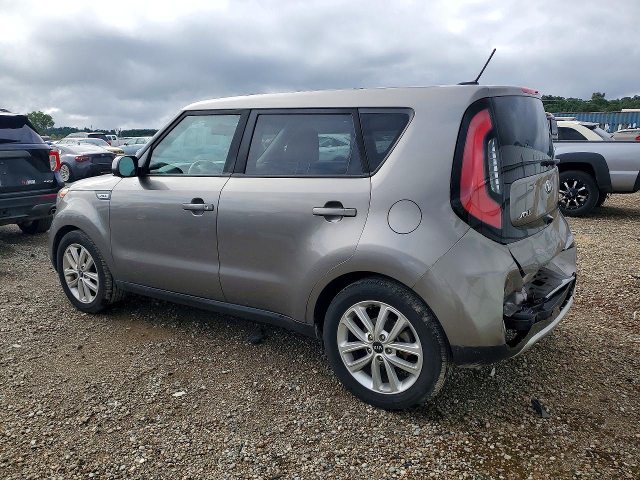 2017 KIA SOUL + photo 2