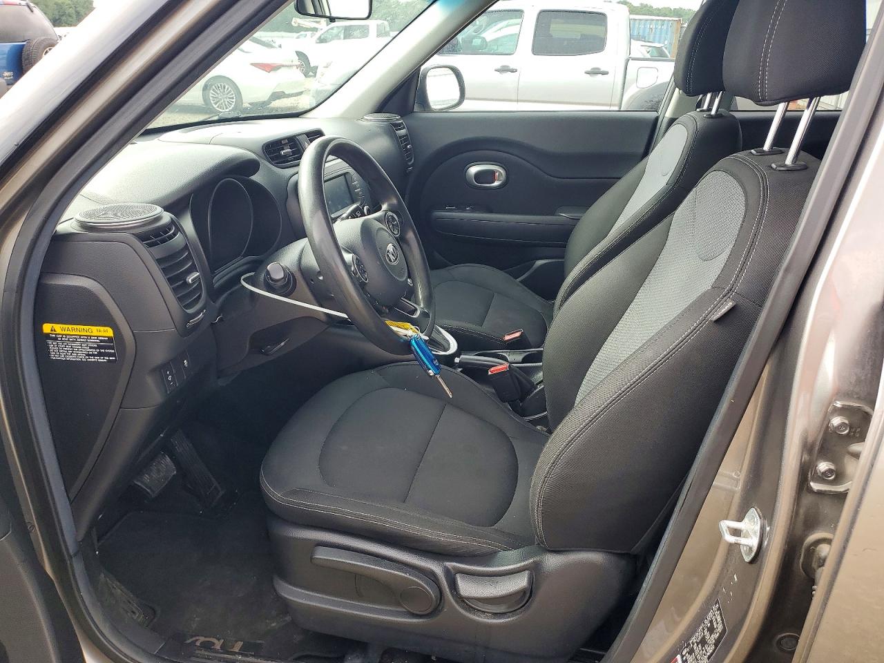 2017 KIA SOUL + photo 7
