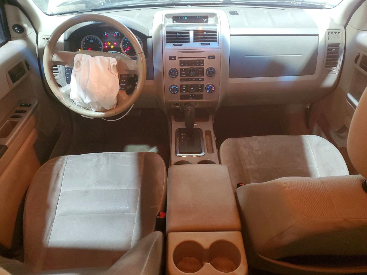 2010 FORD ESCAPE XLT photo 22