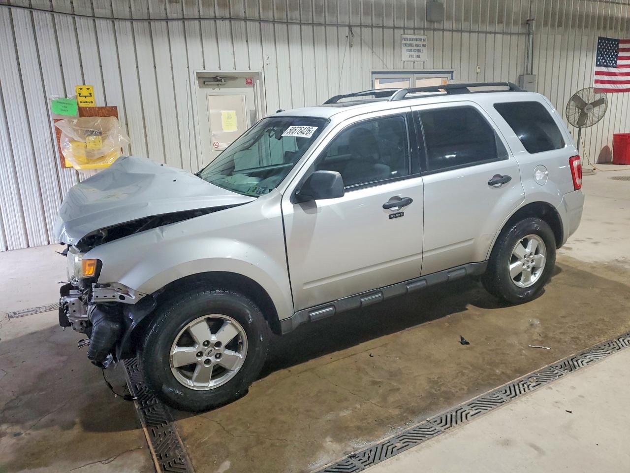 2010 FORD ESCAPE