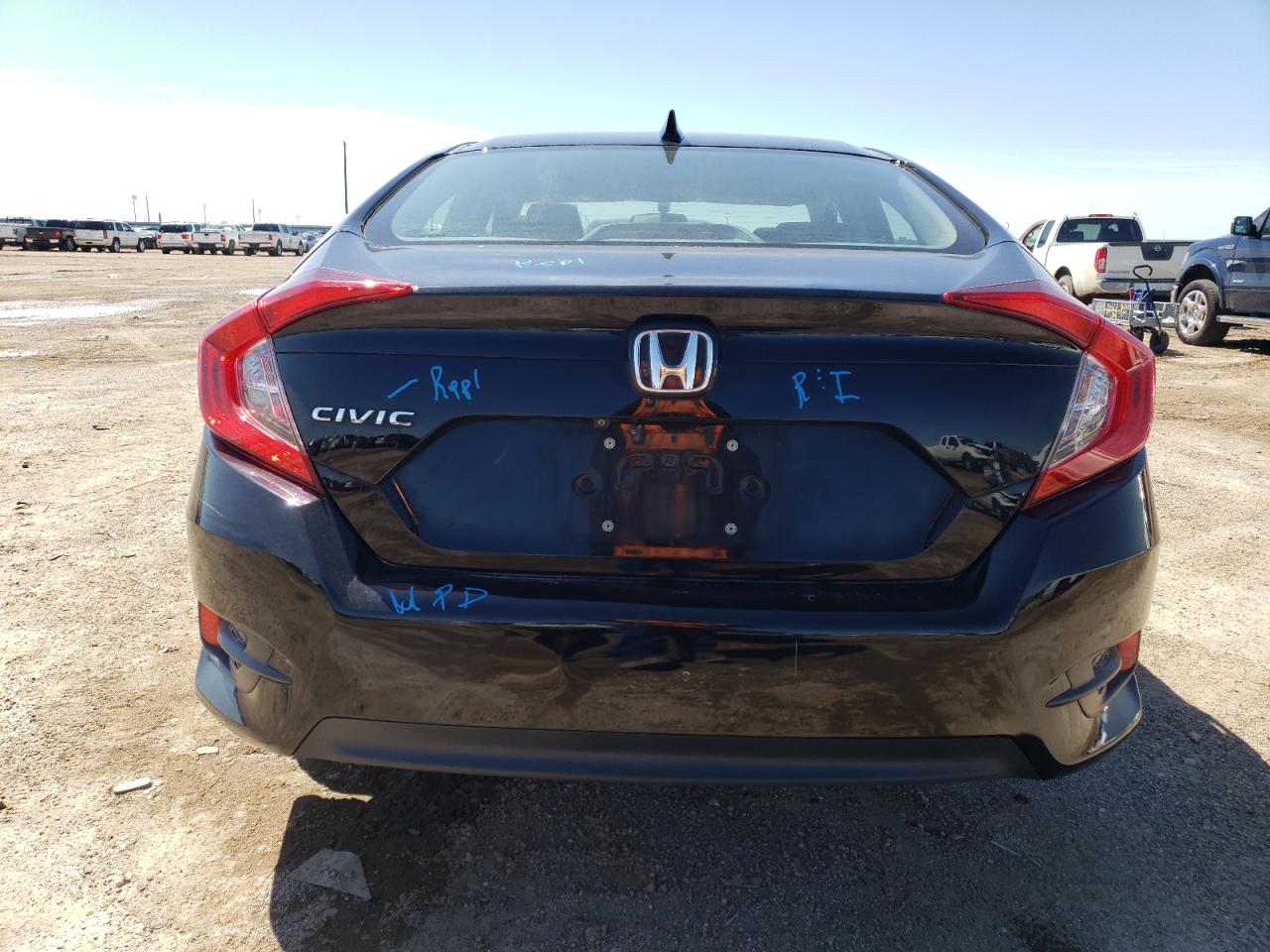 2017 HONDA CIVIC EX photo 6
