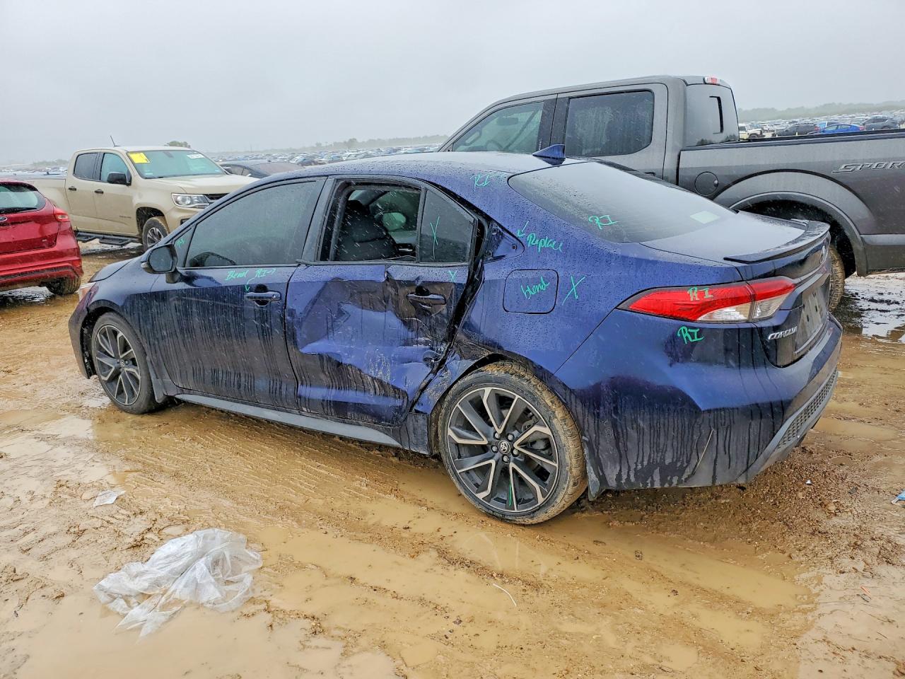 2020 TOYOTA COROLLA SE photo 2
