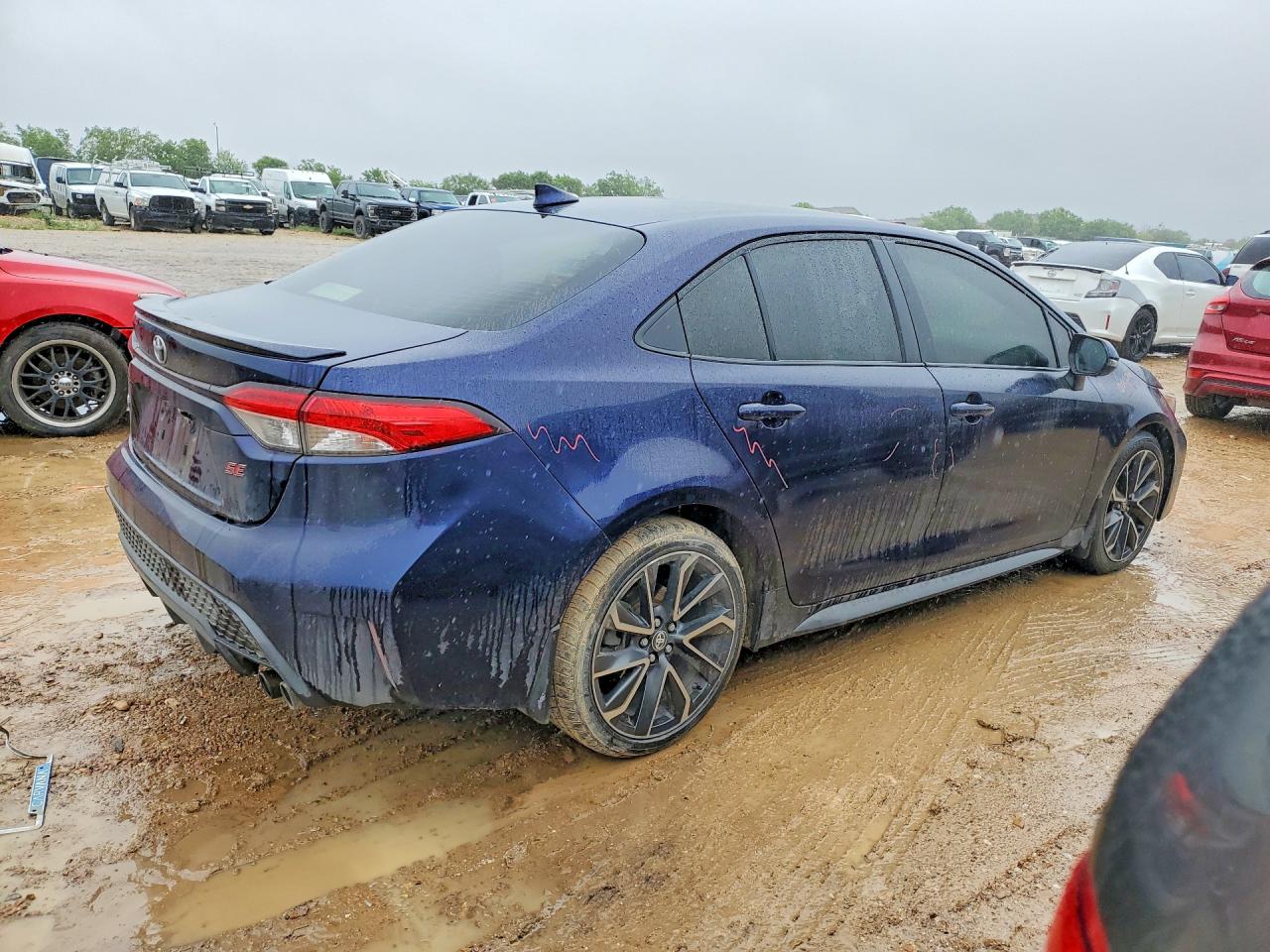 2020 TOYOTA COROLLA SE photo 3