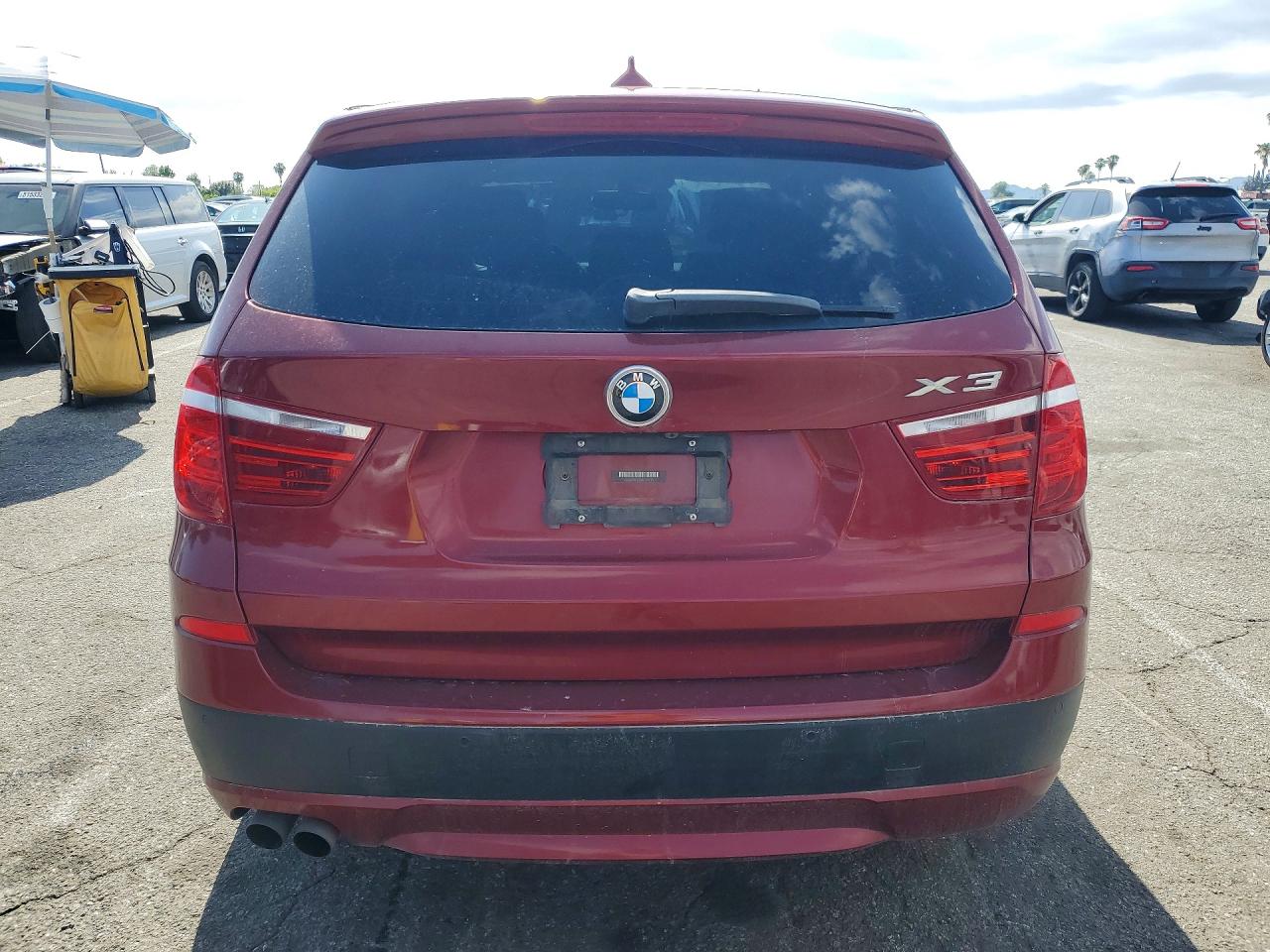 2011 BMW X3 XDRIVE28I photo 11