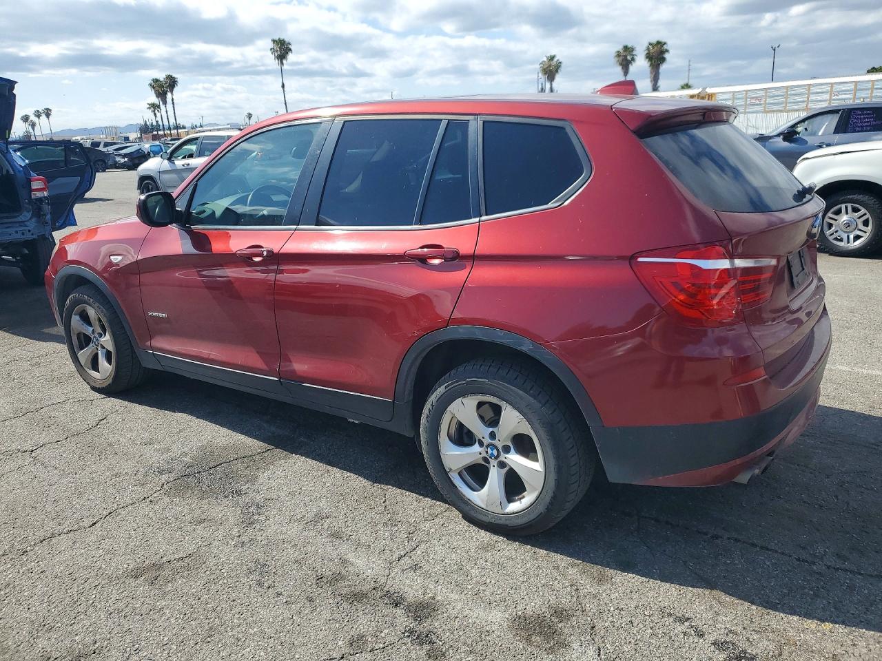 2011 BMW X3 XDRIVE28I photo 3