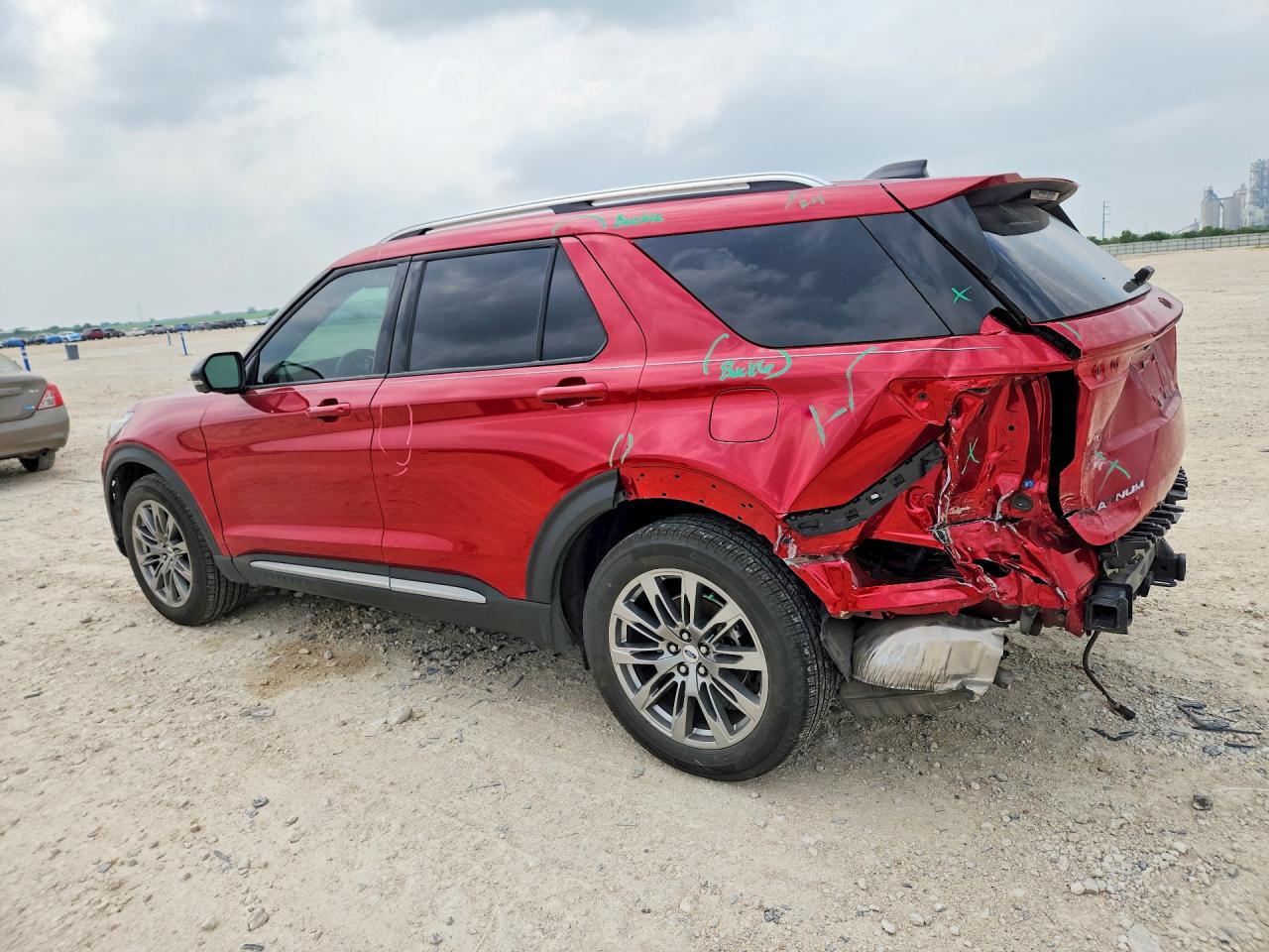 2025 FORD EXPLORER PLATINUM photo 3