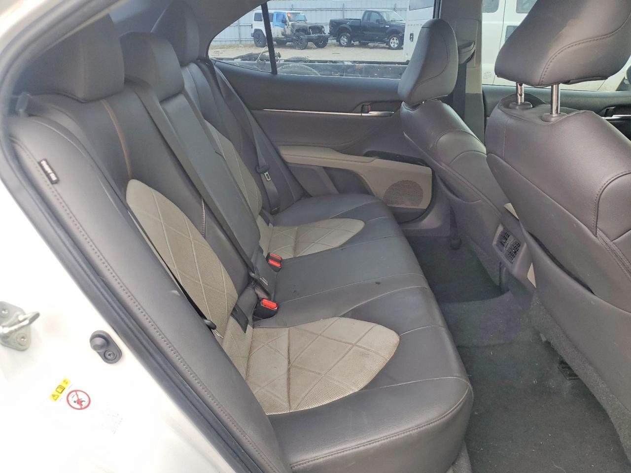 2018 TOYOTA CAMRY XLE V6 photo 19