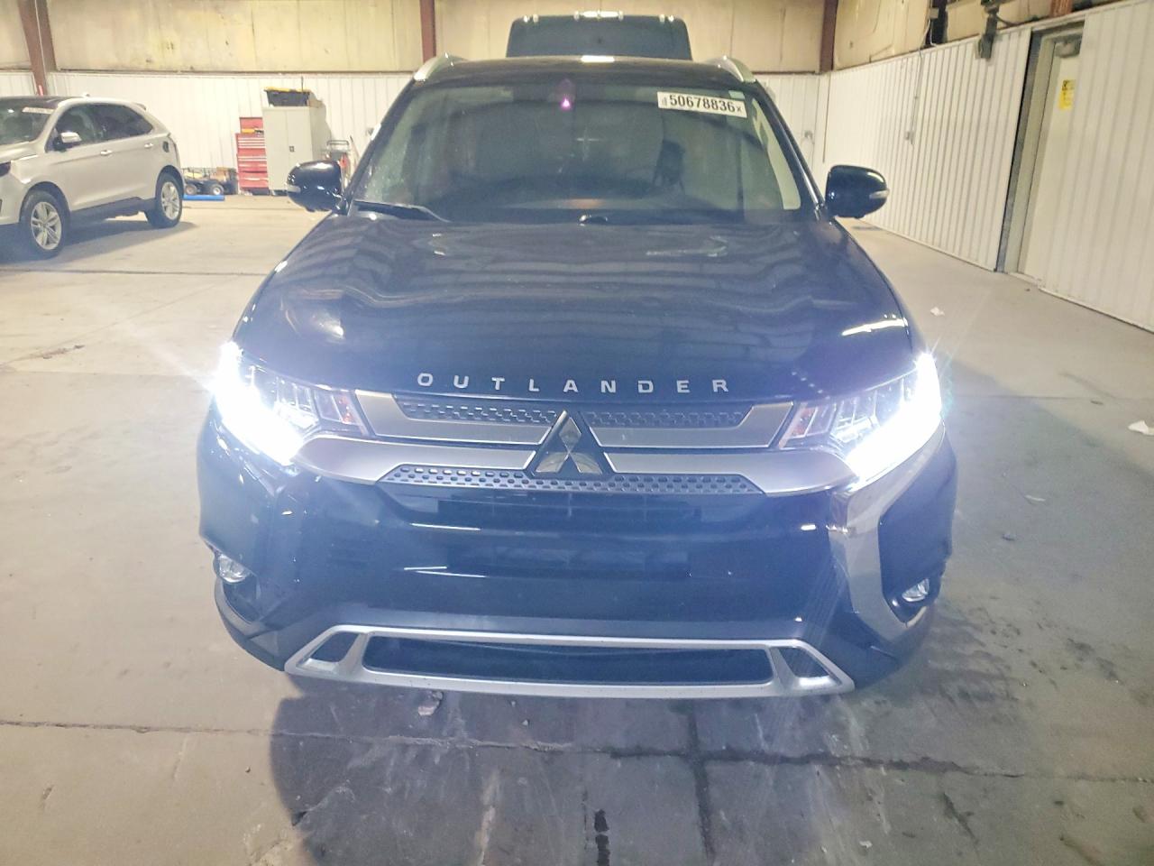 2019 MITSUBISHI OUTLANDER GT photo 9