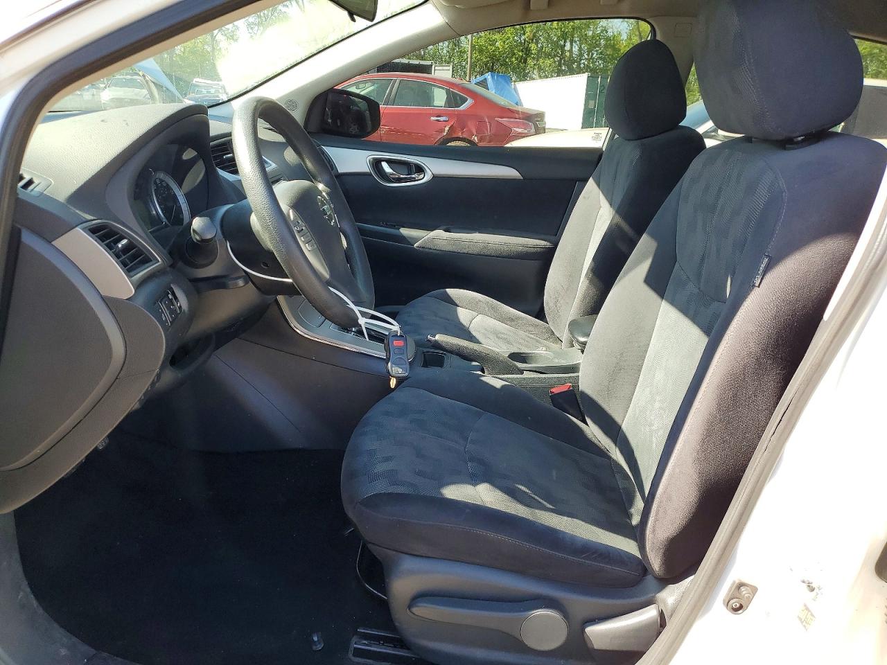 2013 NISSAN SENTRA S photo 13