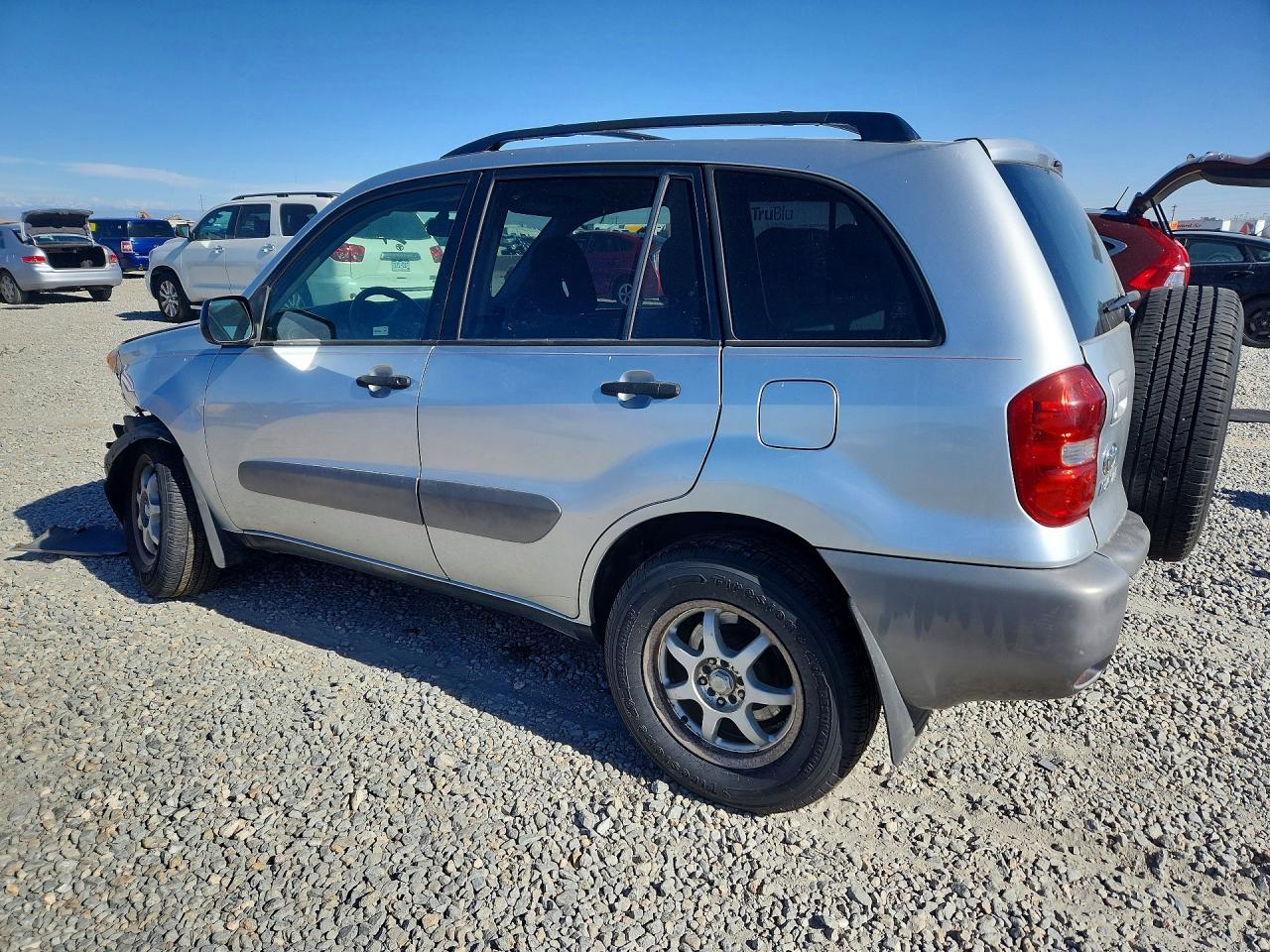 2004 TOYOTA RAV4 BASE photo 2