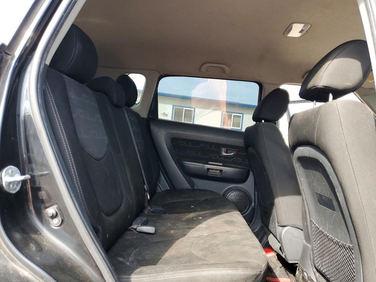 2013 KIA SOUL + photo 19