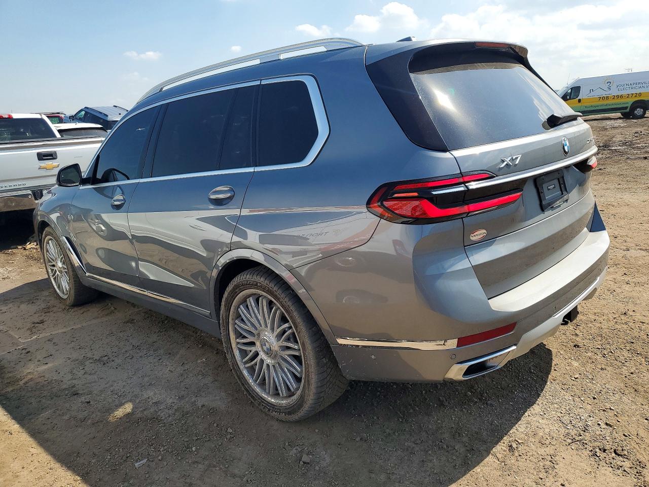 2023 BMW X7 XDRIVE40I photo 4