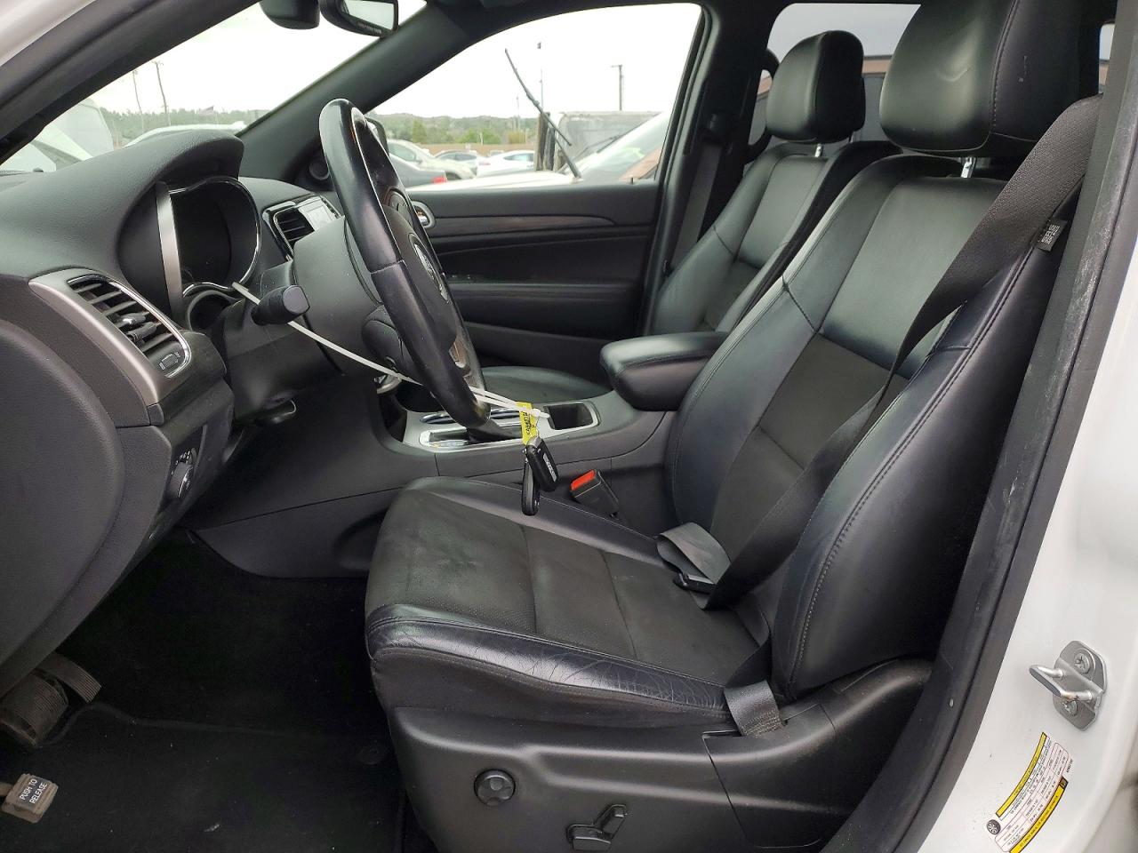 2019 JEEP GRAND CHEROKEE LAREDO photo 7
