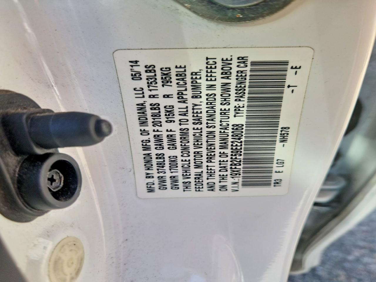 2014 HONDA CIVIC LX photo 34
