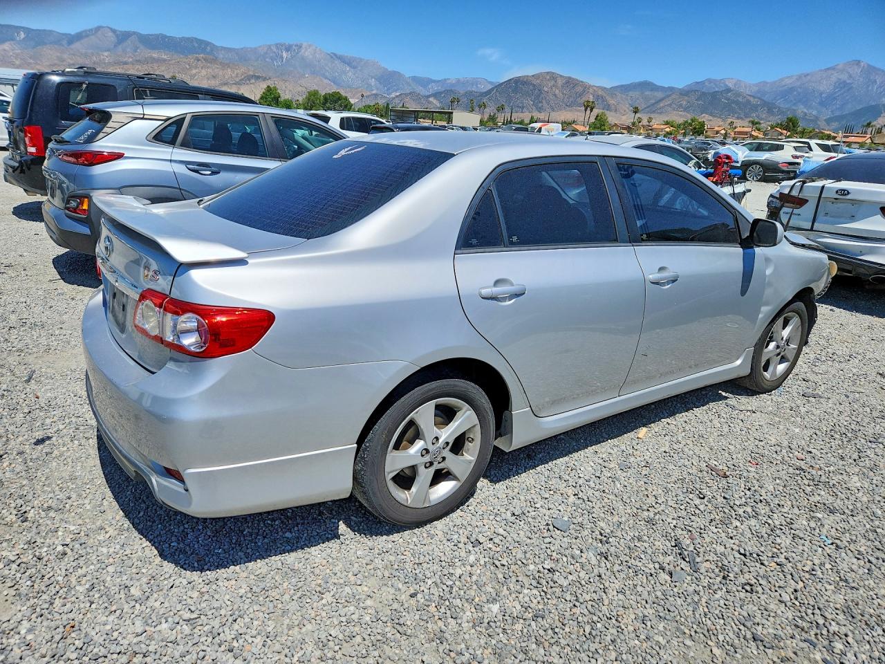 2012 TOYOTA COROLLA S photo 5